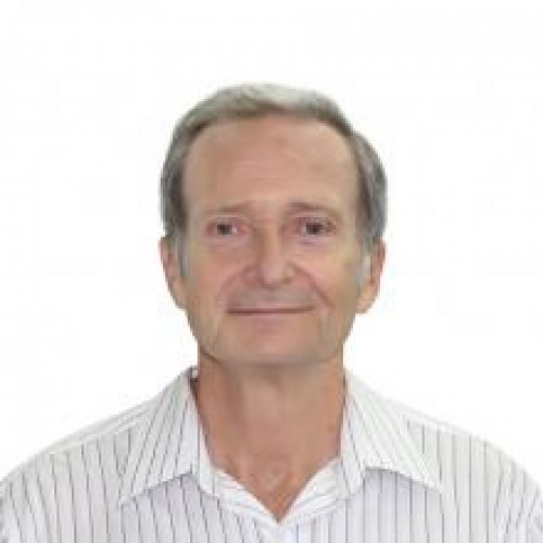 Ông Claudio Schuftan  