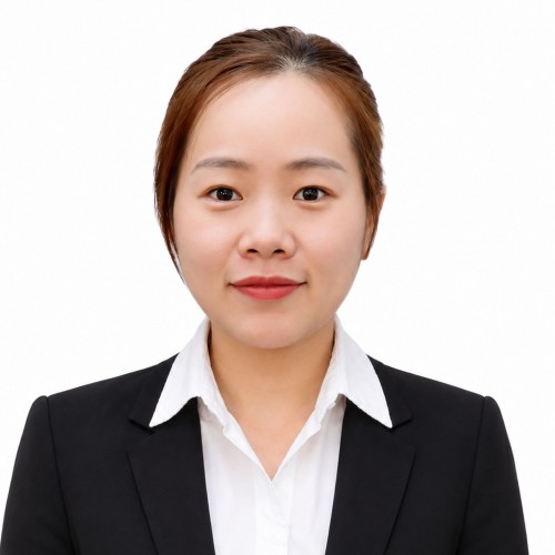 Bà Nguyễn Thị Quỳnh Giang  