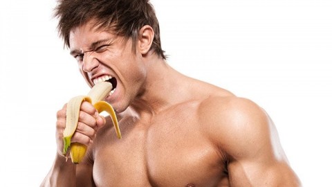 Ăn chuối tăng cơ, giúp tập luyện thể thao đúng hay không đúng?